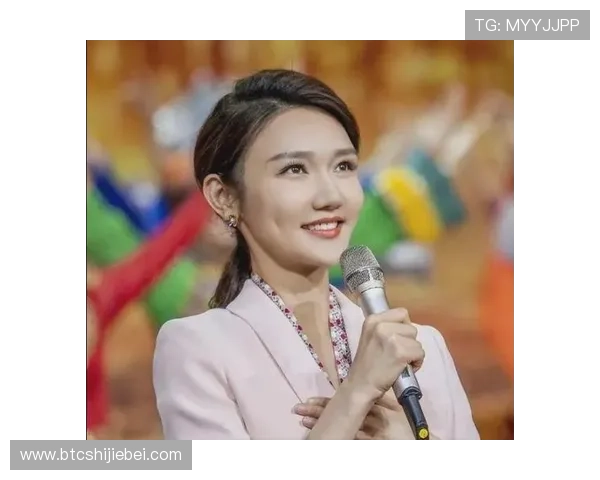 世界杯美女主持精彩亮相引发热议，展现青春活力与专业素养的完美结合